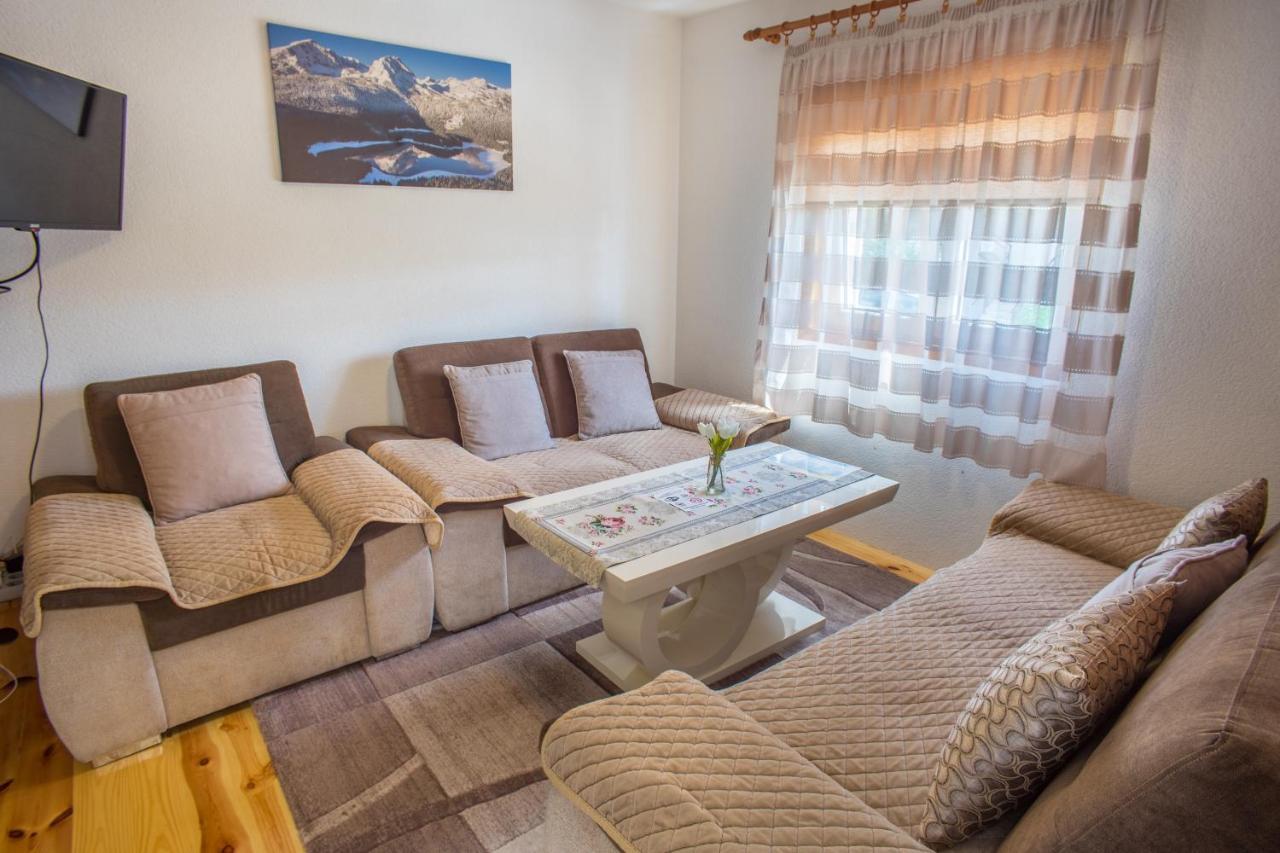 Lux Apartment Zabljak  Bagian luar foto